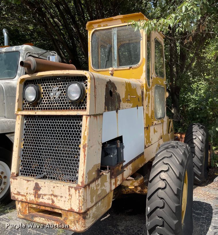 image for item MU9212 Massey Ferguson  wheel loader