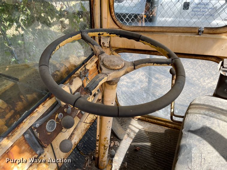 image for item MU9212 Massey Ferguson  wheel loader