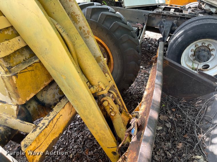 image for item MU9212 Massey Ferguson  wheel loader
