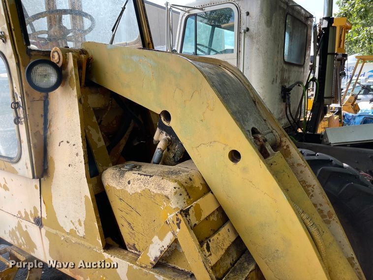 image for item MU9212 Massey Ferguson  wheel loader