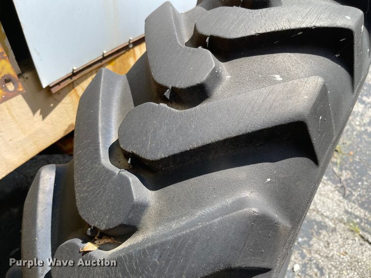 image for item MU9212 Massey Ferguson  wheel loader