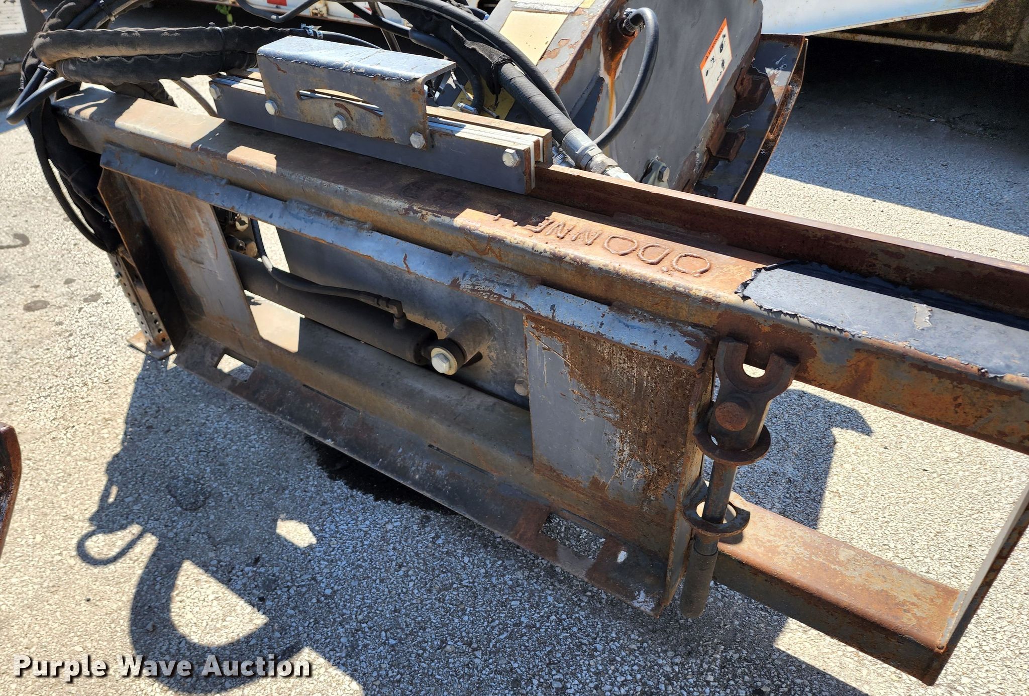 Coneqtec SSG9 skid steer concrete saw in Overland Park, KS Item