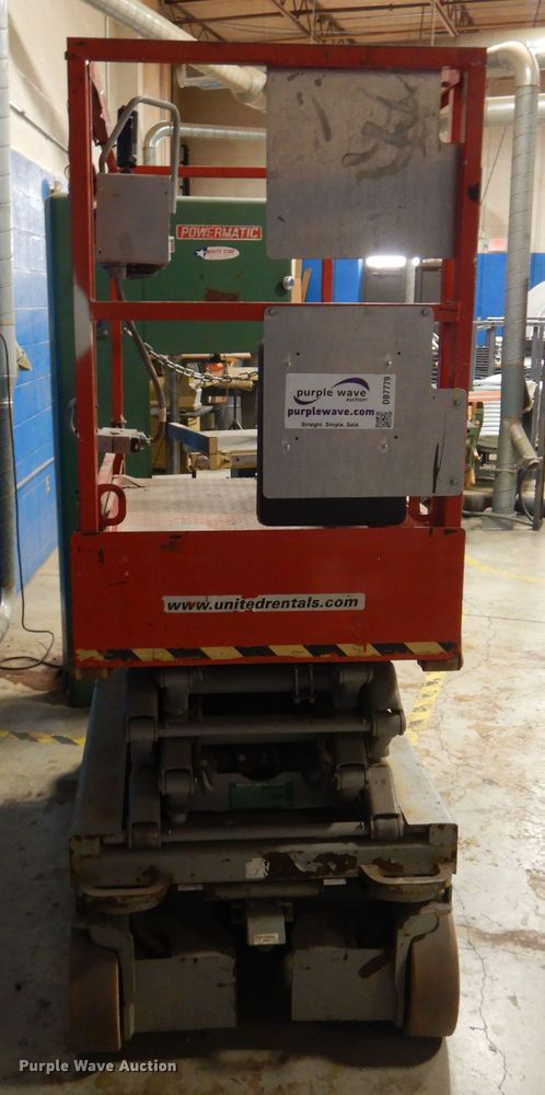 image for item DB7779 2007 Skyjack SJIII 3219  scissor lift