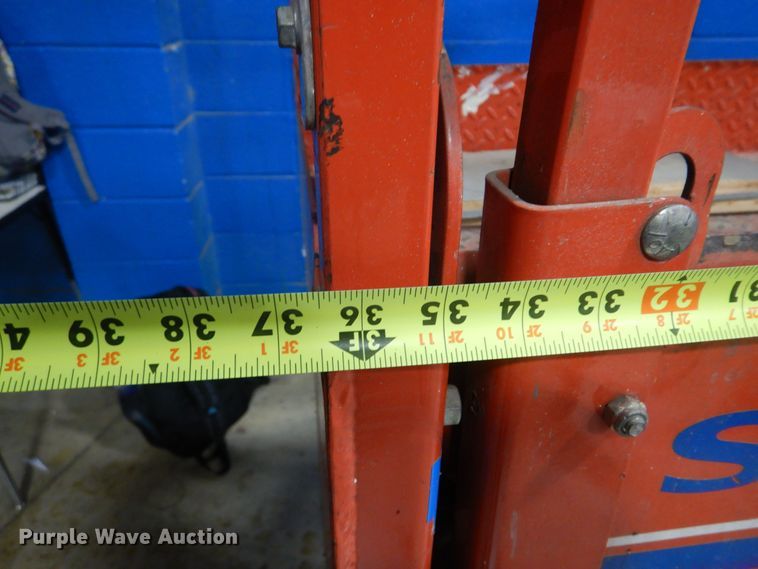 image for item DB7779 2007 Skyjack SJIII 3219  scissor lift
