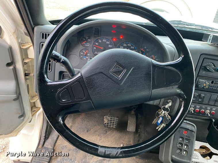 image for item DK6471 2006 International 7400  sewer jetter truck