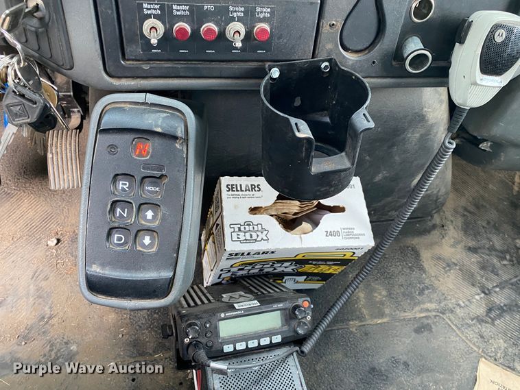 image for item DK6471 2006 International 7400  sewer jetter truck