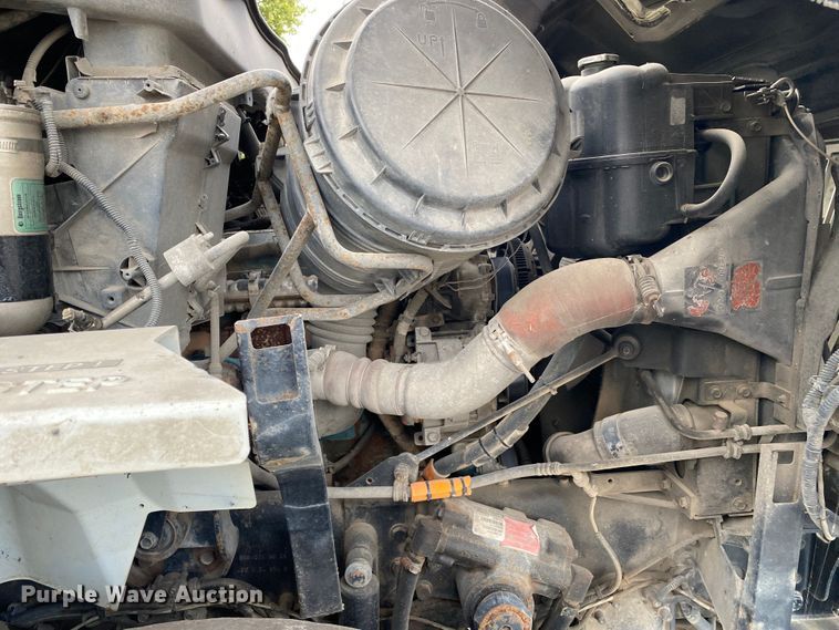 image for item DK6471 2006 International 7400  sewer jetter truck