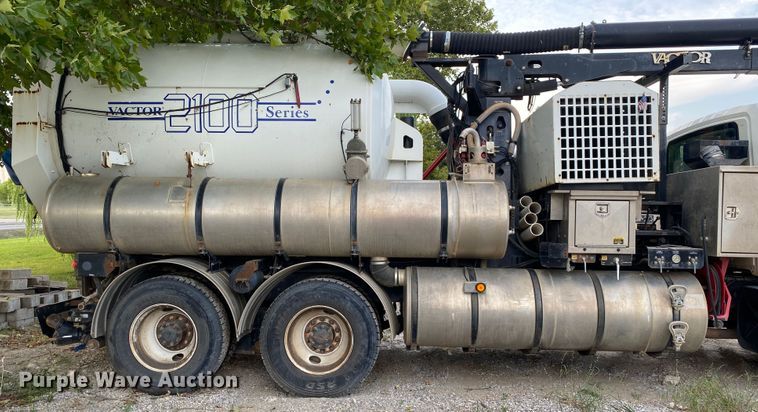 image for item DK6471 2006 International 7400  sewer jetter truck