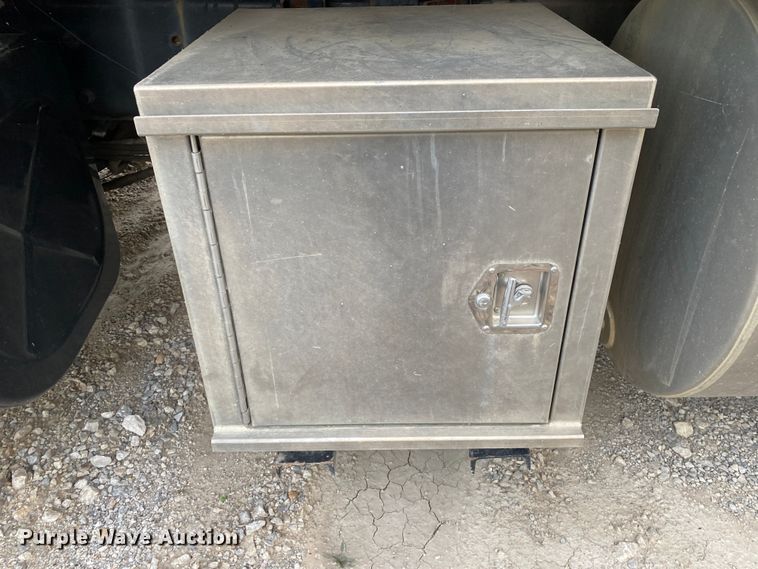 image for item DK6471 2006 International 7400  sewer jetter truck