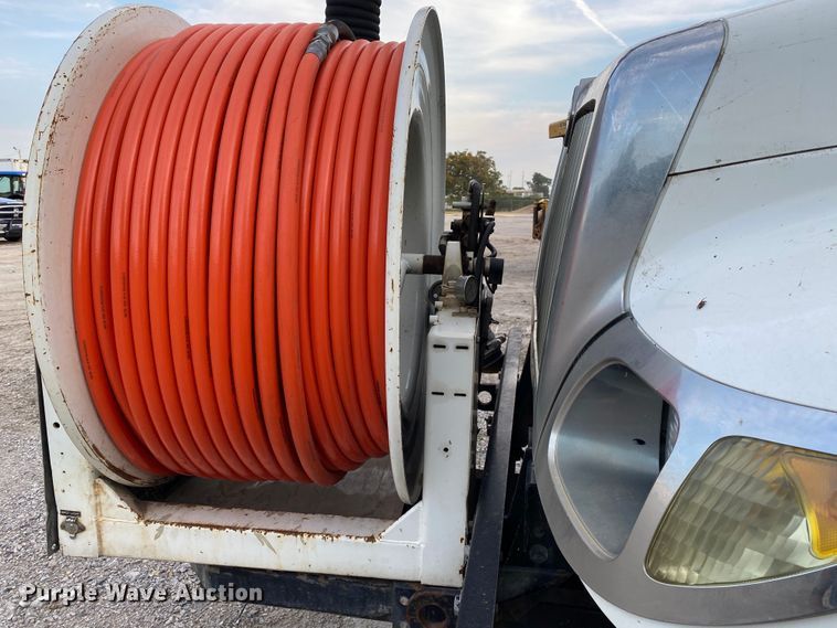 image for item DK6471 2006 International 7400  sewer jetter truck