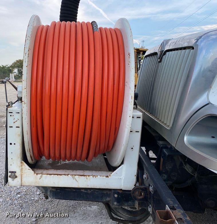 image for item DK6471 2006 International 7400  sewer jetter truck