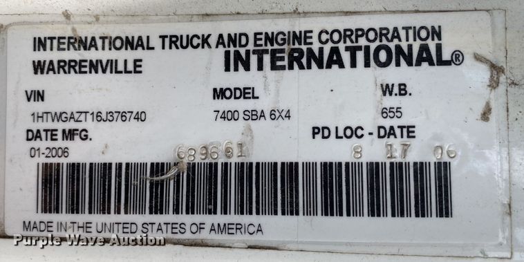 image for item DK6471 2006 International 7400  sewer jetter truck