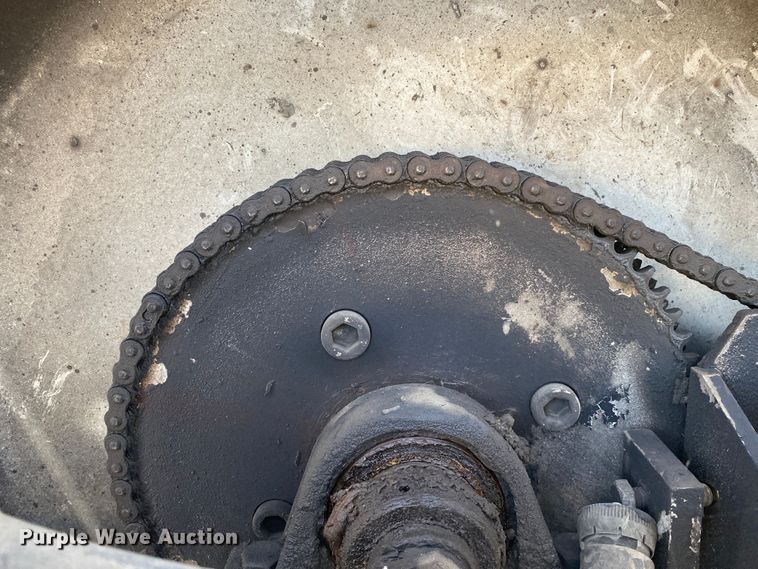 image for item DK6472 2003 International 7400  sewer jetter truck