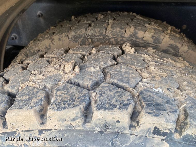 image for item DK6472 2003 International 7400  sewer jetter truck