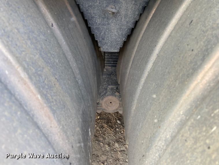 image for item DK6472 2003 International 7400  sewer jetter truck