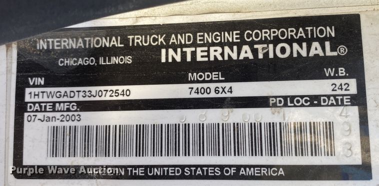 image for item DK6472 2003 International 7400  sewer jetter truck