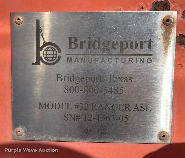 image for item DK7029 2013 Peterbilt 320  refuse truck