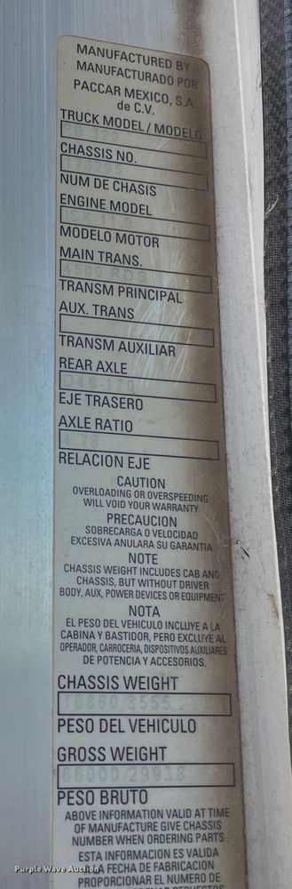 image for item DK7029 2013 Peterbilt 320  refuse truck