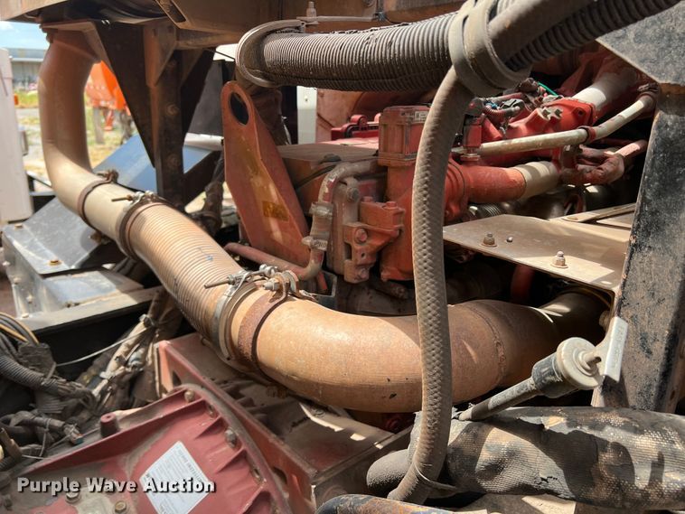 image for item DK7030 2009 Peterbilt 320  refuse truck