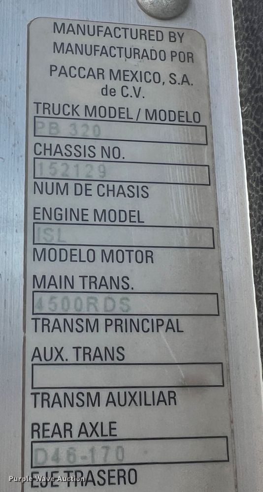 image for item DK7031 2013 Peterbilt 320  refuse truck