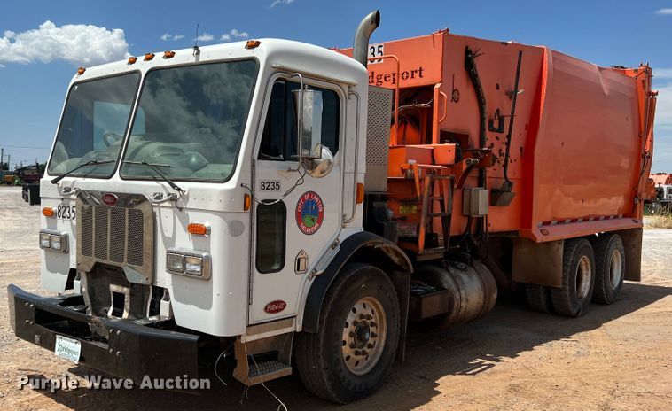 image for item DK7032 2012 Peterbilt 320  refuse truck