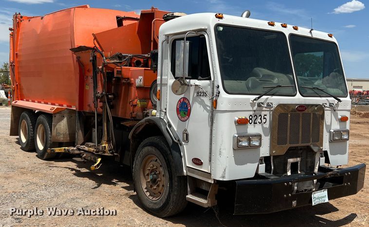 image for item DK7032 2012 Peterbilt 320  refuse truck