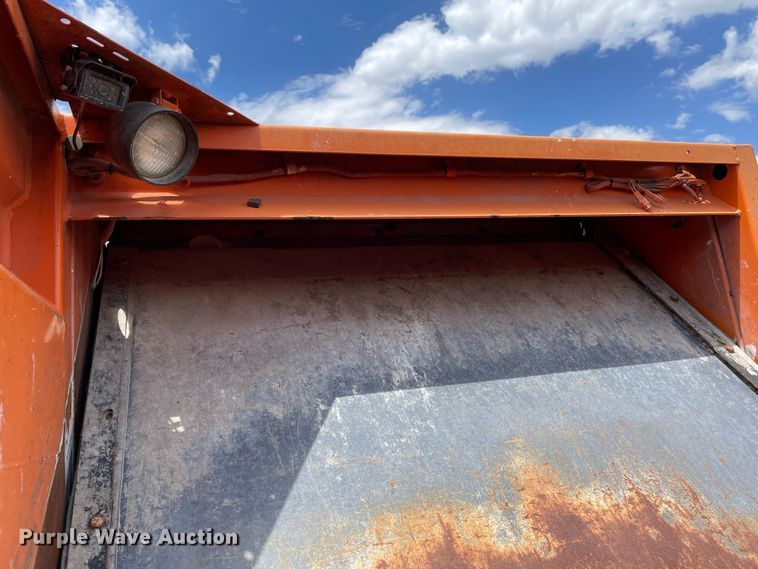 image for item DK7033 2009 Peterbilt 320  refuse truck