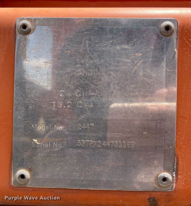 image for item DK7036 2009 Peterbilt 320  refuse truck