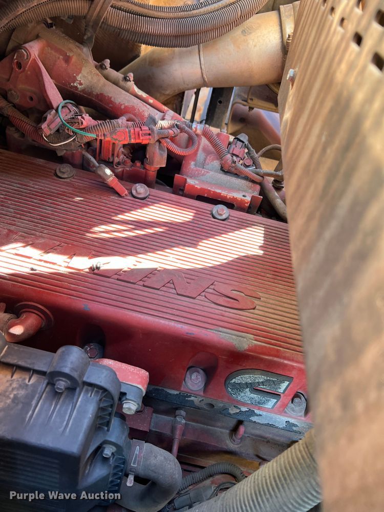 image for item DK7037 2009 Peterbilt 320  refuse truck