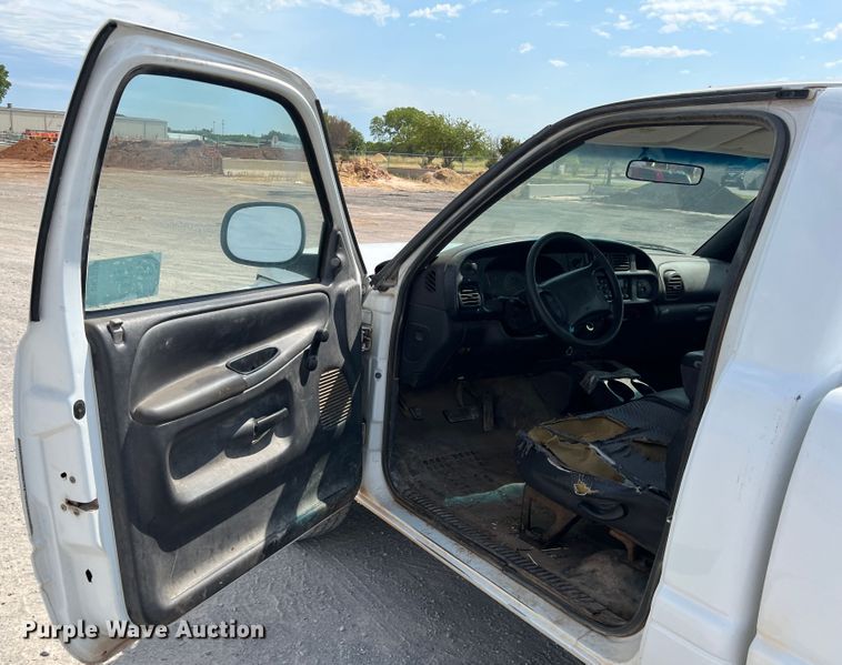 image for item DK7039 1998 Dodge Ram 1500  pickup truck