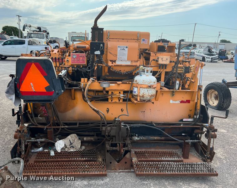 image for item DK7046 1998 LeeBoy L8000T  paver