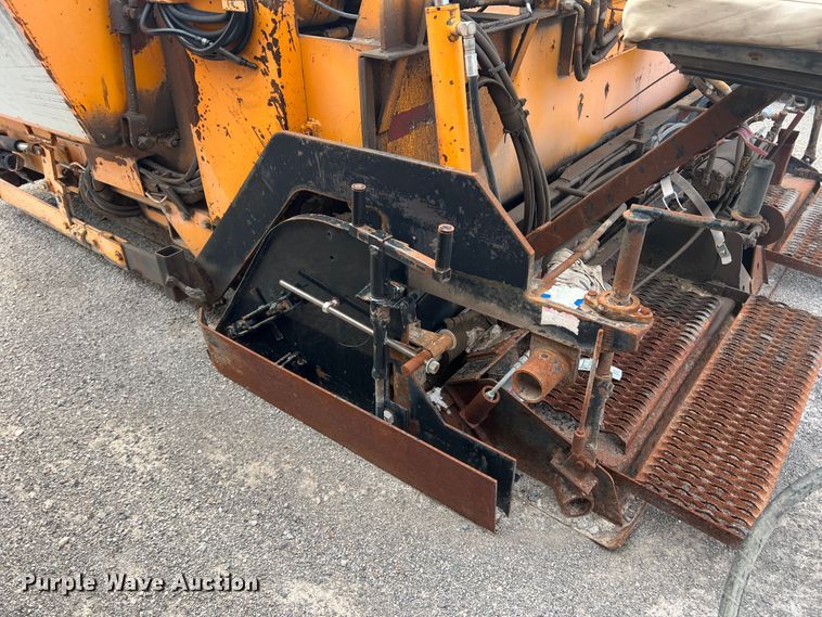 image for item DK7046 1998 LeeBoy L8000T  paver