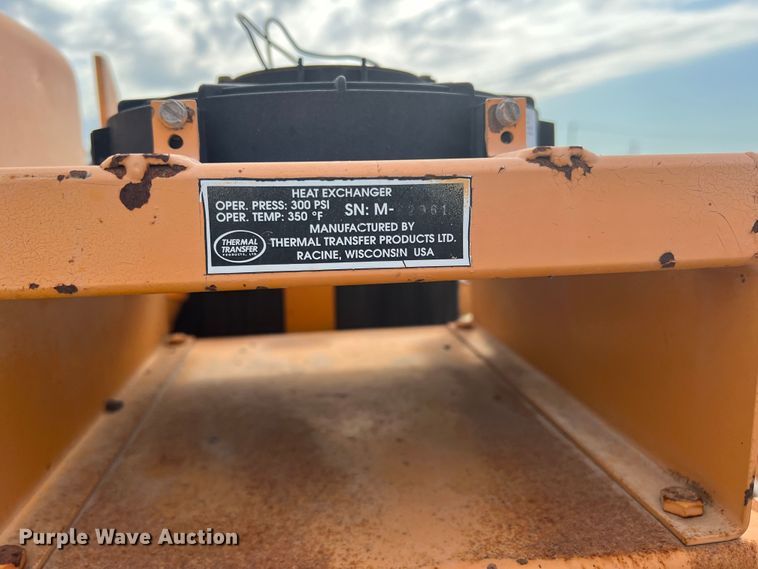 image for item DK7046 1998 LeeBoy L8000T  paver