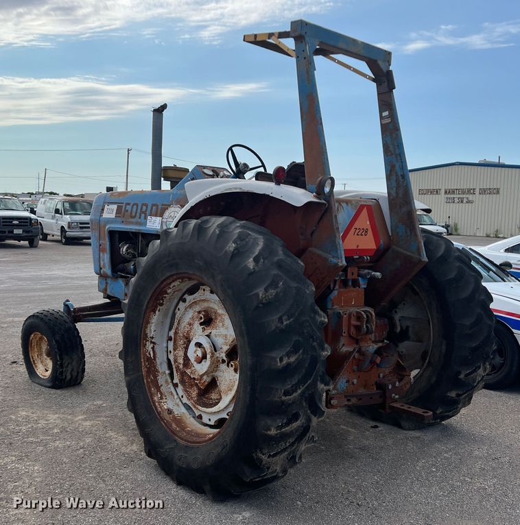 image for item DK7047 Ford 8600  tractor