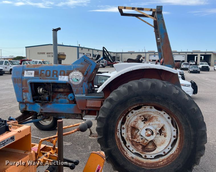 image for item DK7047 Ford 8600  tractor