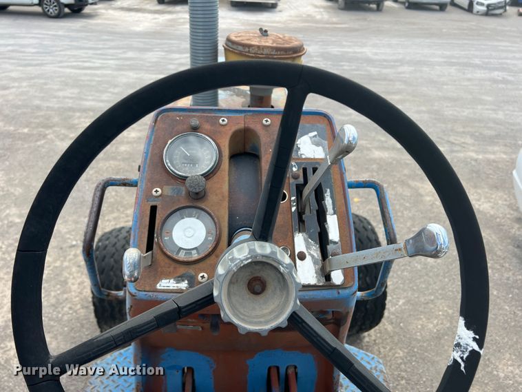 image for item DK7047 Ford 8600  tractor