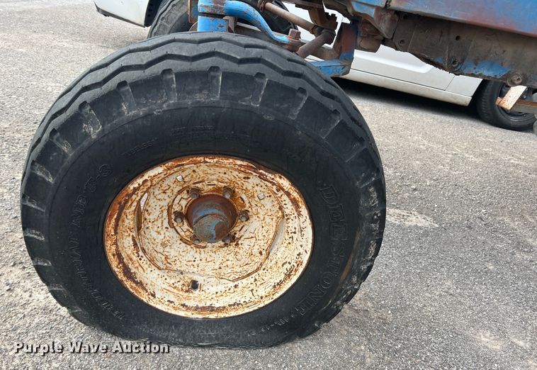image for item DK7047 Ford 8600  tractor