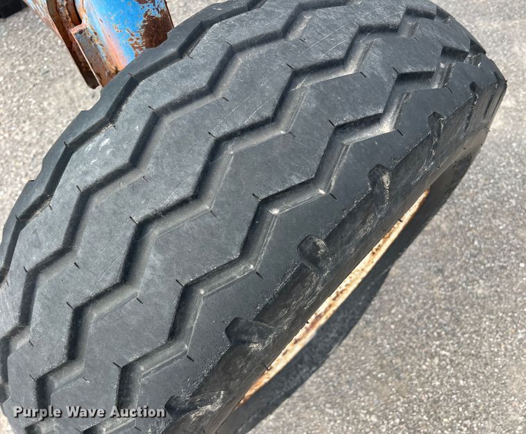 image for item DK7047 Ford 8600  tractor