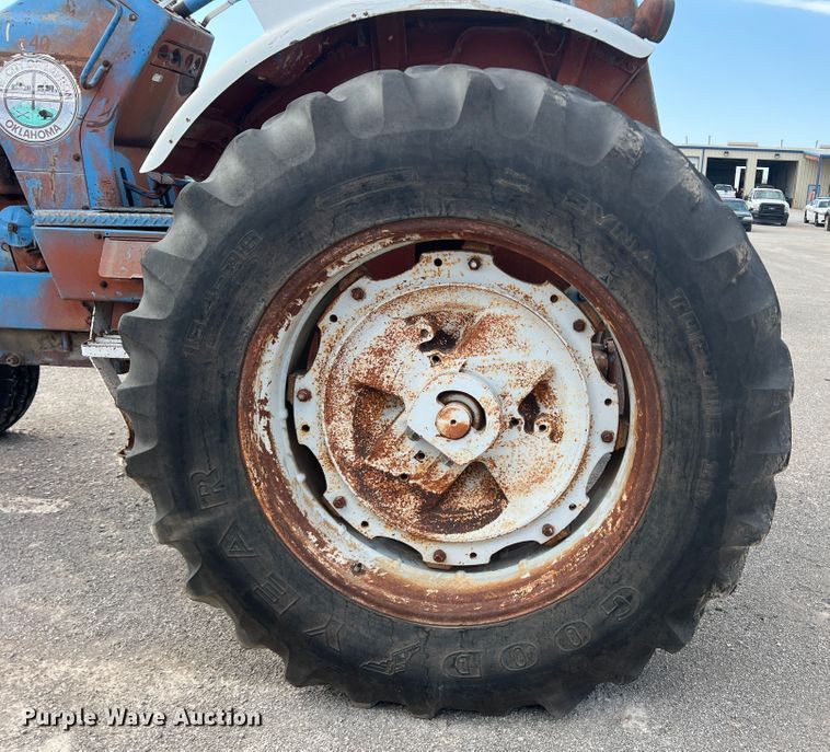 image for item DK7047 Ford 8600  tractor