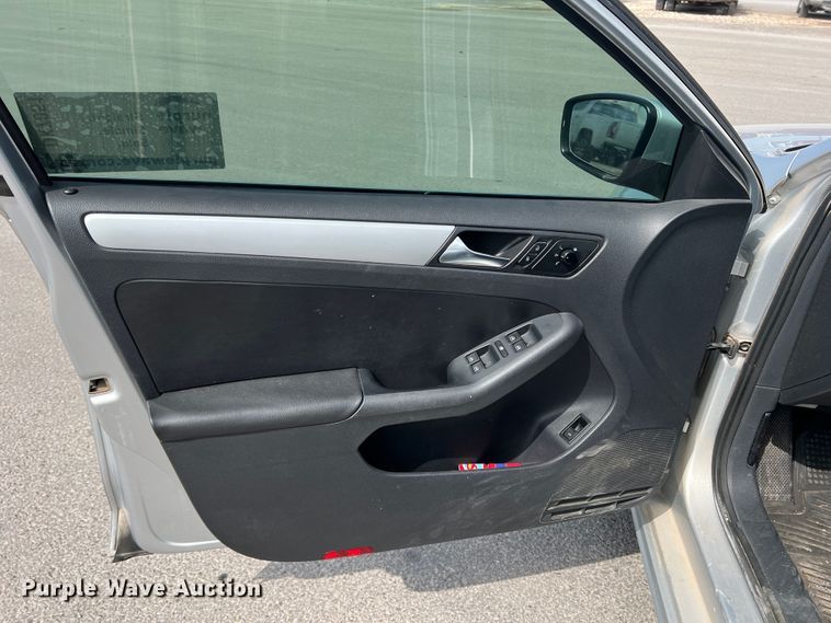 image for item DK7051 2011 Volkswagen Jetta