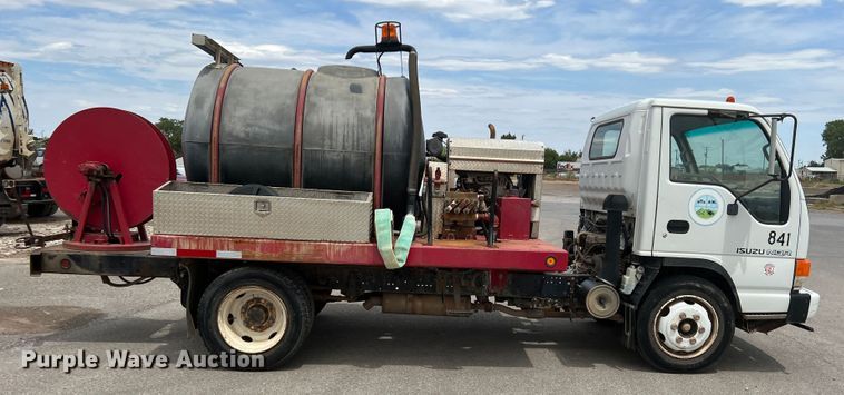 image for item DK7052 2004 Isuzu NQR  sewer jetter truck