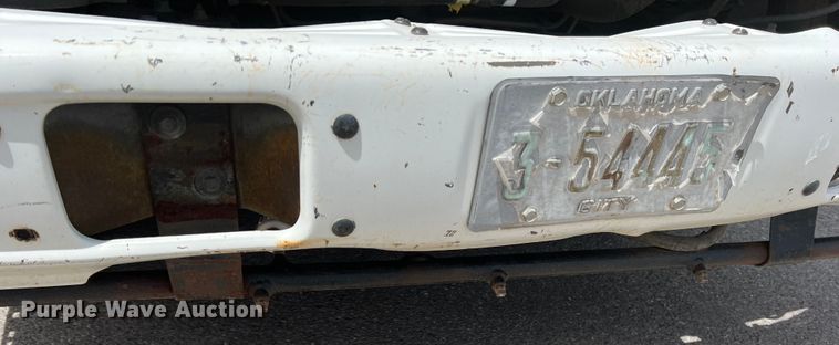 image for item DK7052 2004 Isuzu NQR  sewer jetter truck