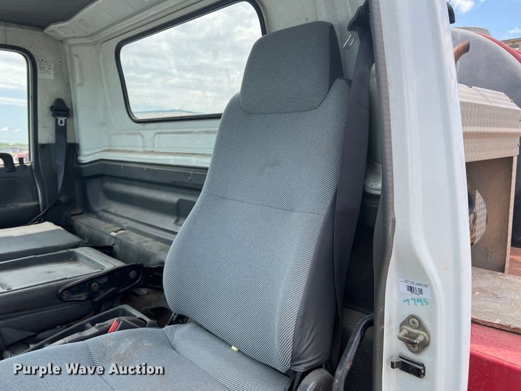 image for item DK7052 2004 Isuzu NQR  sewer jetter truck