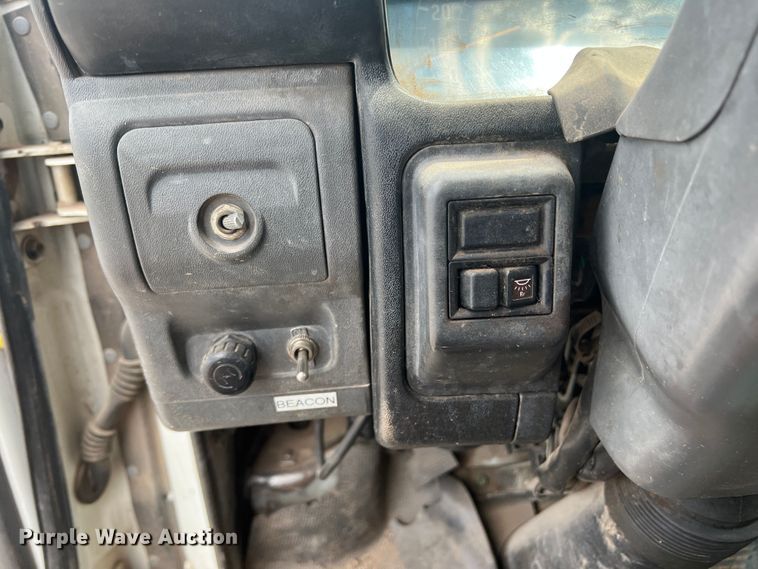 image for item DK7052 2004 Isuzu NQR  sewer jetter truck