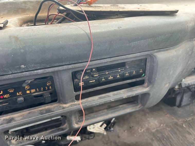 image for item DK7052 2004 Isuzu NQR  sewer jetter truck