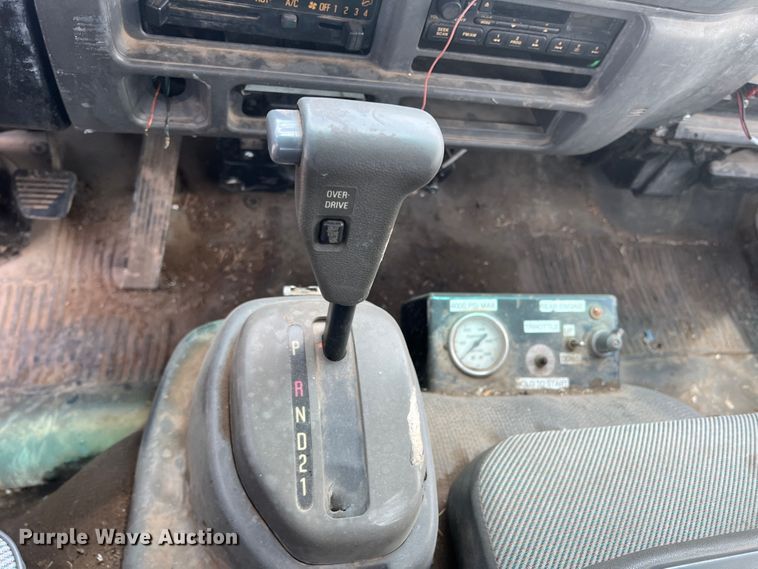 image for item DK7052 2004 Isuzu NQR  sewer jetter truck