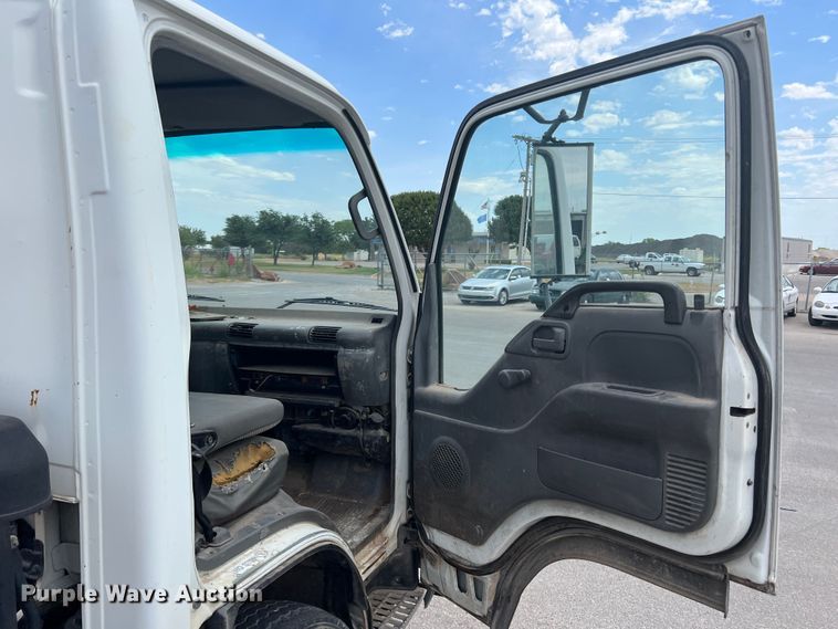 image for item DK7052 2004 Isuzu NQR  sewer jetter truck