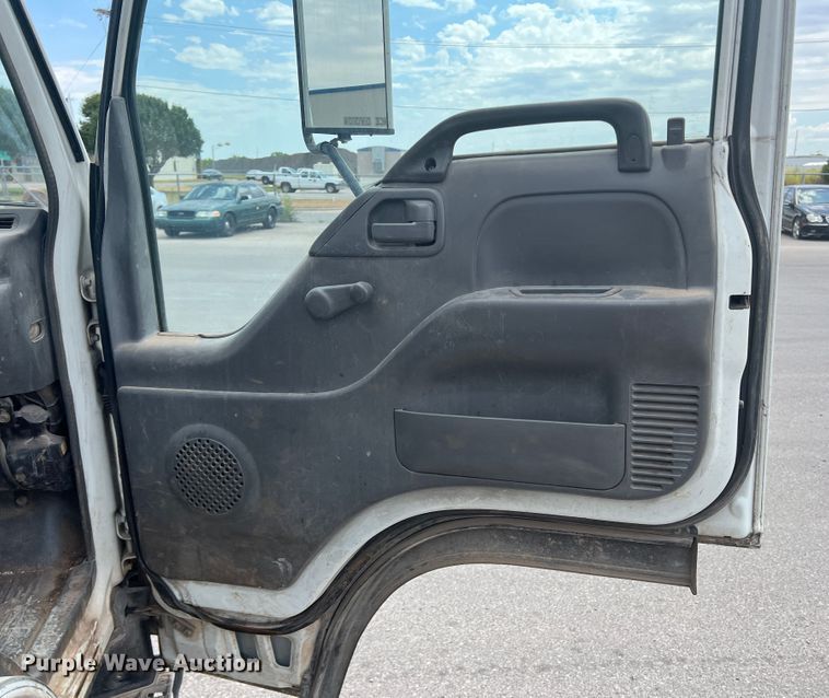 image for item DK7052 2004 Isuzu NQR  sewer jetter truck