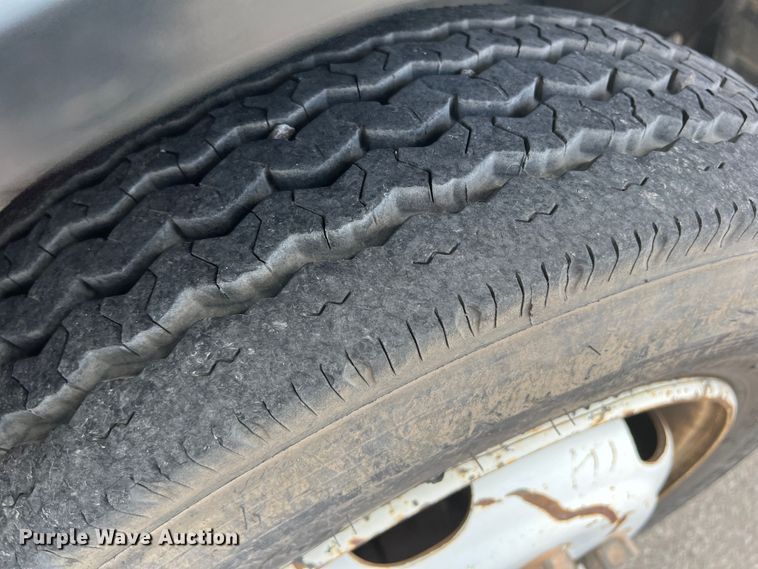 image for item DK7052 2004 Isuzu NQR  sewer jetter truck