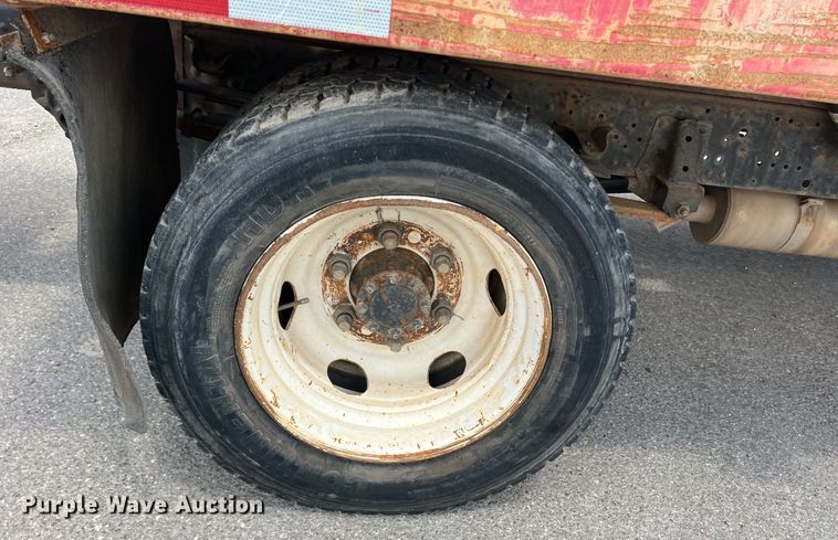 image for item DK7052 2004 Isuzu NQR  sewer jetter truck